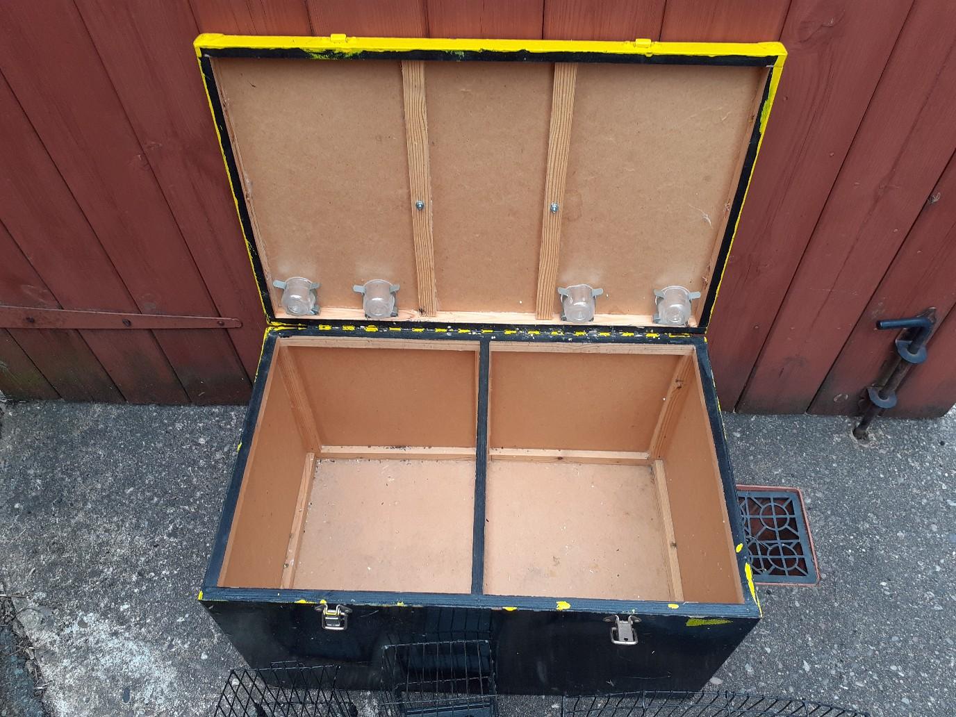 FIFE & BORDER CANARY SHOW CAGES & BOX in DY9 Dudley for £45.00 for sale Shpock