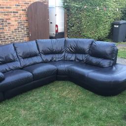 Black leather corner sofa 

In good used condition 

No rips or tears

Can be delivered 

Call or text me on 07572240551