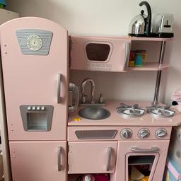 pink kitchen , Collection from br1 or can deliver locally