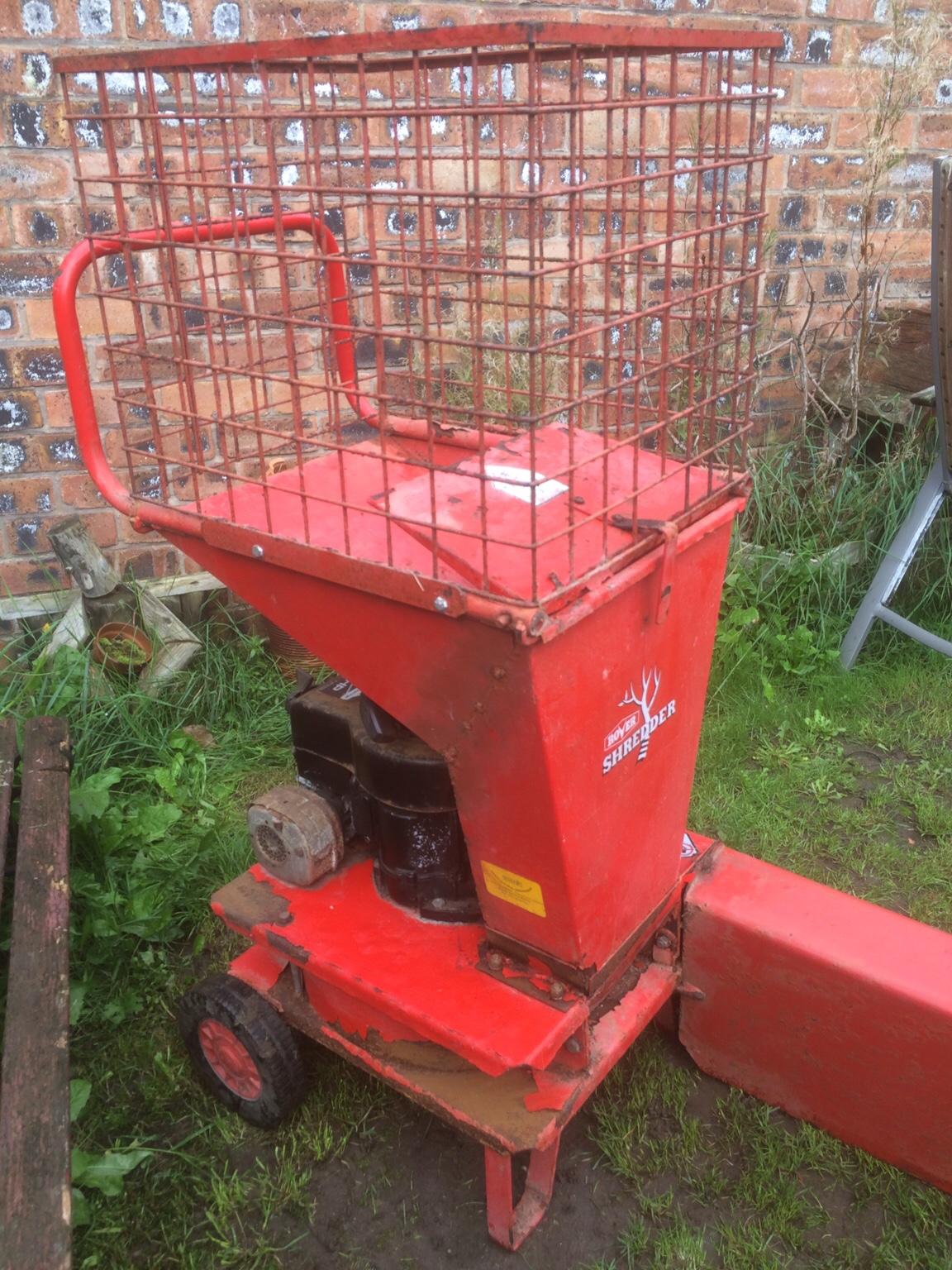 Rover Petrol Branch Shredder in M13 Manchester for £125.00 for sale