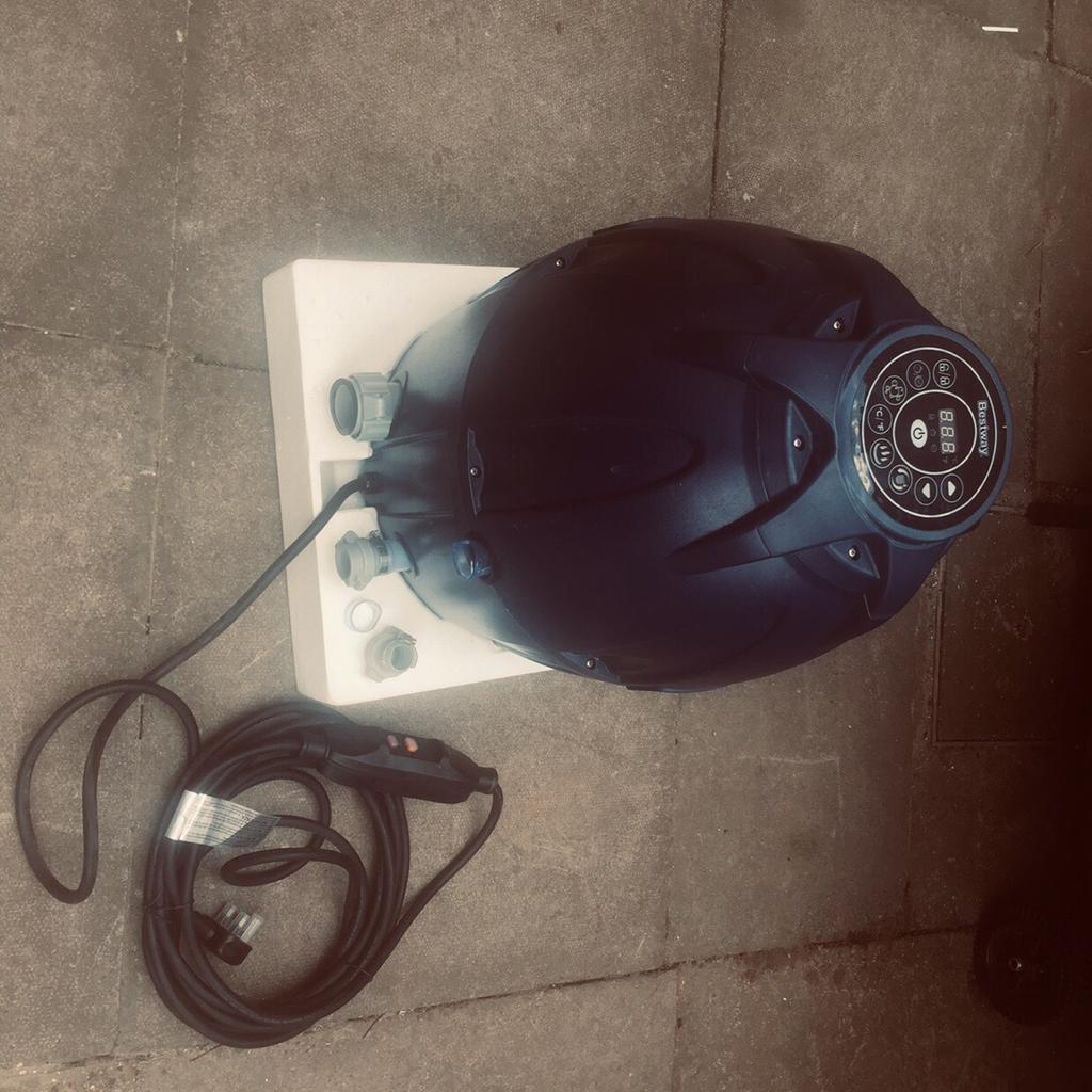 Lay z spa hot tub pump faulty in SE20 Bromley for £70.00 for sale Shpock