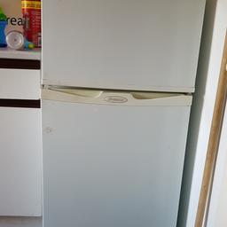 fridge freezer for sale all works fine selling as got a new one
will be cleaned out before collected
I don't know the size of it
collection only
15 ono