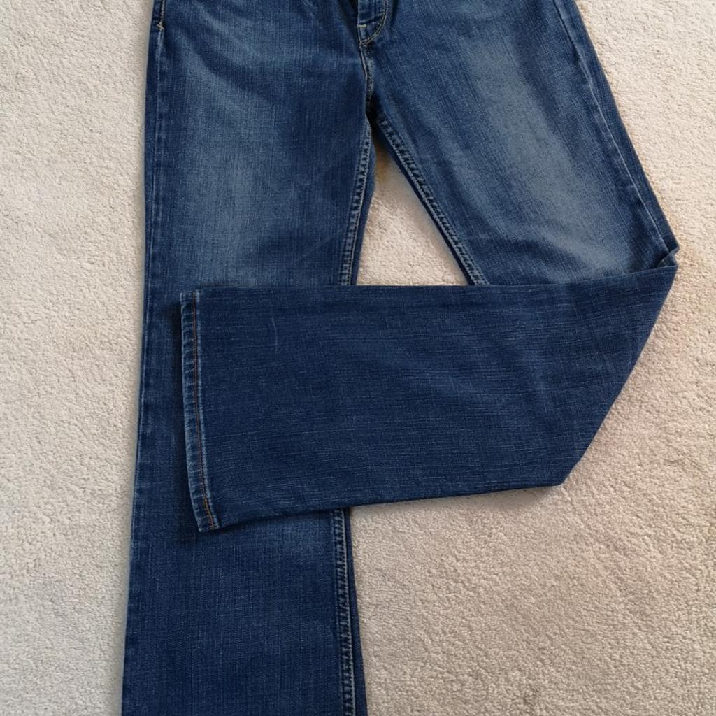 Levi's 629 bootcut jeans hot sale