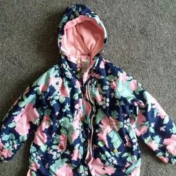 Girls coat age 4 years  £5 collection in Wolverhampton WV10
