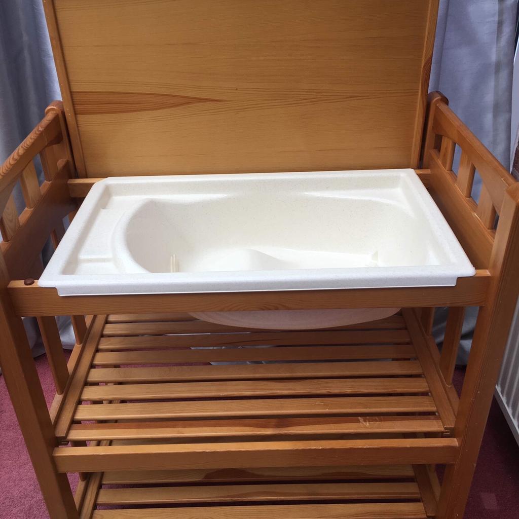 Mamas and papas changing unit with bath clearance instructions