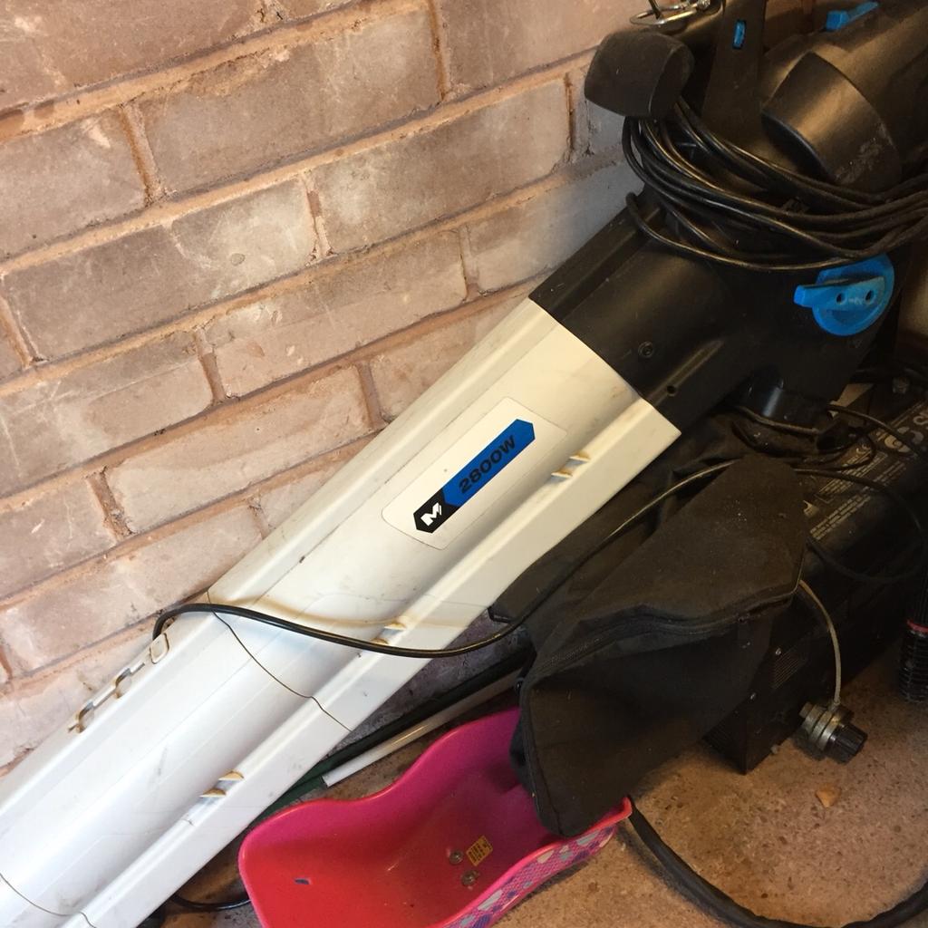 Leaf blower vacuum in WS1 Walsall für £ 15,00 zum Verkauf Shpock AT