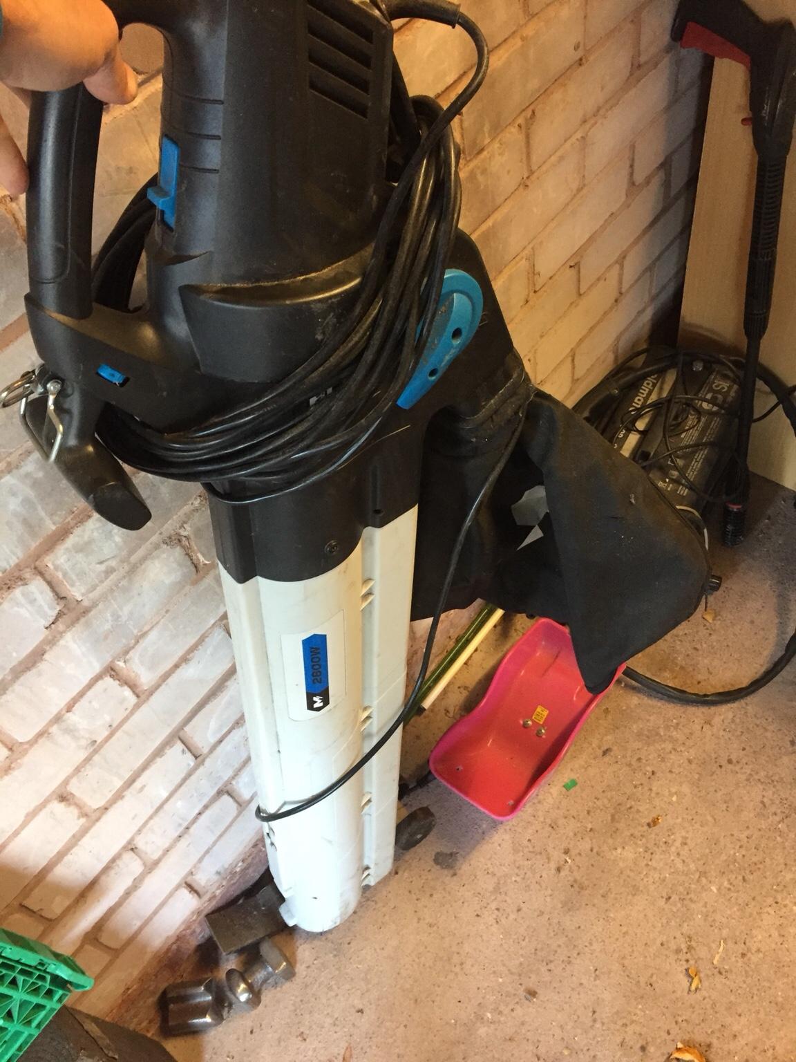 Leaf blower vacuum in WS1 Walsall für £ 15,00 zum Verkauf Shpock AT
