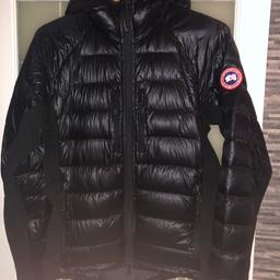 Canada goose coat 

Like brand new used couple times 

Comes with everything if u bought from shop 

No daft offers open to swaps or good offers