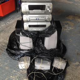 CD player 
DVD player 
Cassette player
Radio
Surround sound speakers
Excellent condition
PayPal only or cash on collection