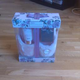 slippers foot lotion foot crystals in box brand new pink