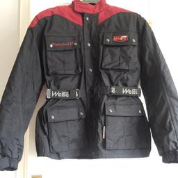 Weise Waterford 2 waterproof motorcycle jacket. Black with Red shulders. Armoured elbows and shoulders. As New worn twice.
UK Size Small would suit male or female