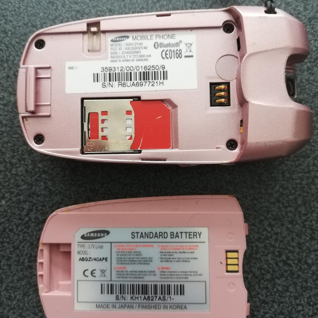 Samsung SGHZV40 Clamshell Mobile Phone in SW3 London for £10.00 for