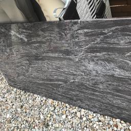 Tischplatte Granit
1,50 x 85 cm