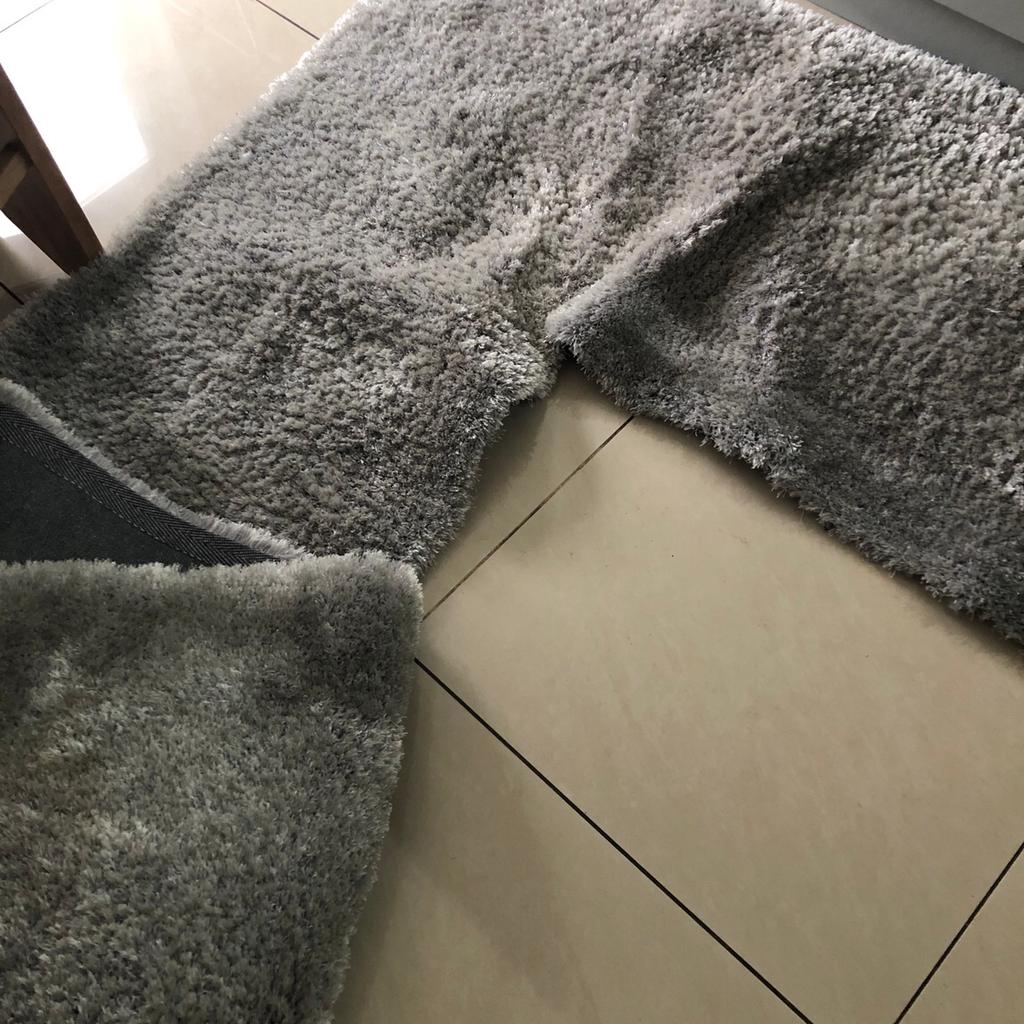 U shaped shaggy rug for double bed frames in B45 Birmingham for £35.00