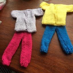 Beautifully knitted dolls clothes fora Barbi  or like doll
Newly knitted