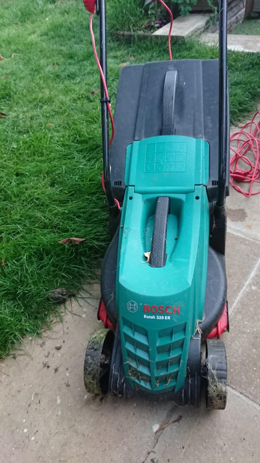 Bosch rotak discount 320er grass box