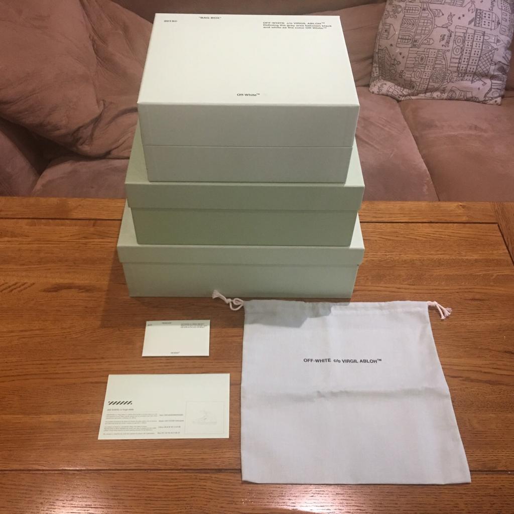 Off white hot sale sneaker box