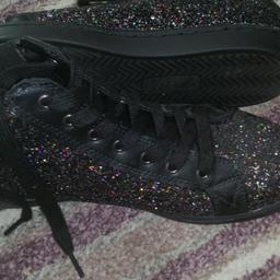 Size and a half, ladies/ girls glitter trainers
