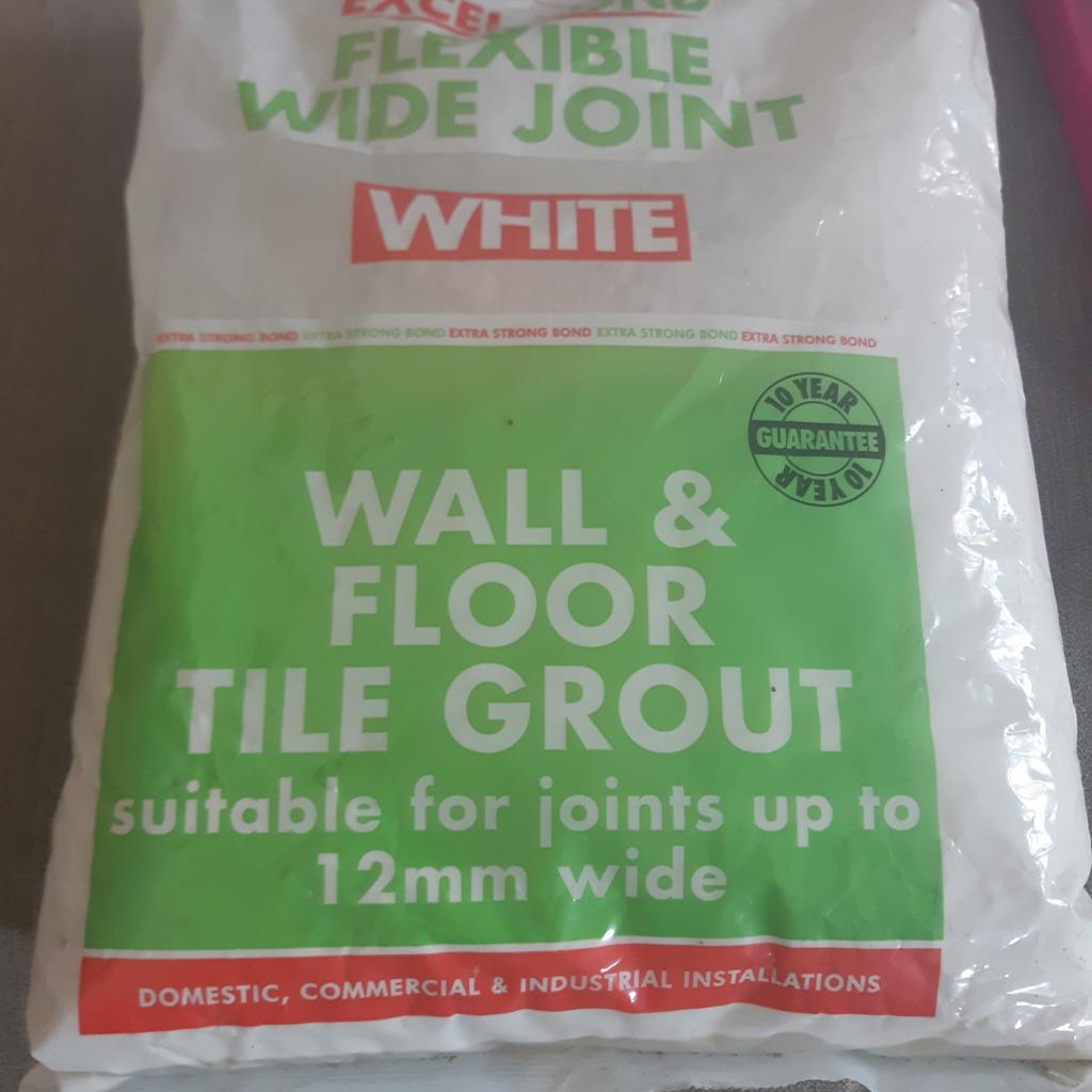 tile grout in WV14 Dudley for £2.00 for sale Shpock