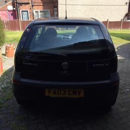 Corsa spares or repairs just needs wing mirror and one tyre