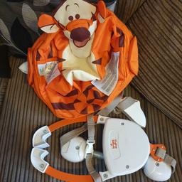 baby door bouncer good condition collection nn3 or can deliver for fuel cost