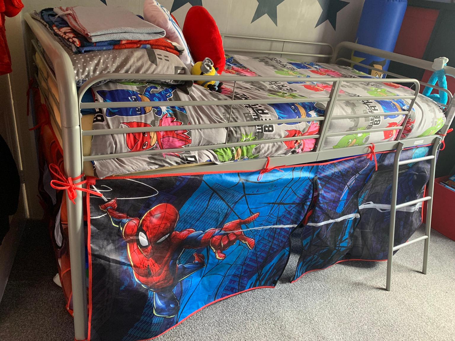 Spiderman mid sleeper deals tent