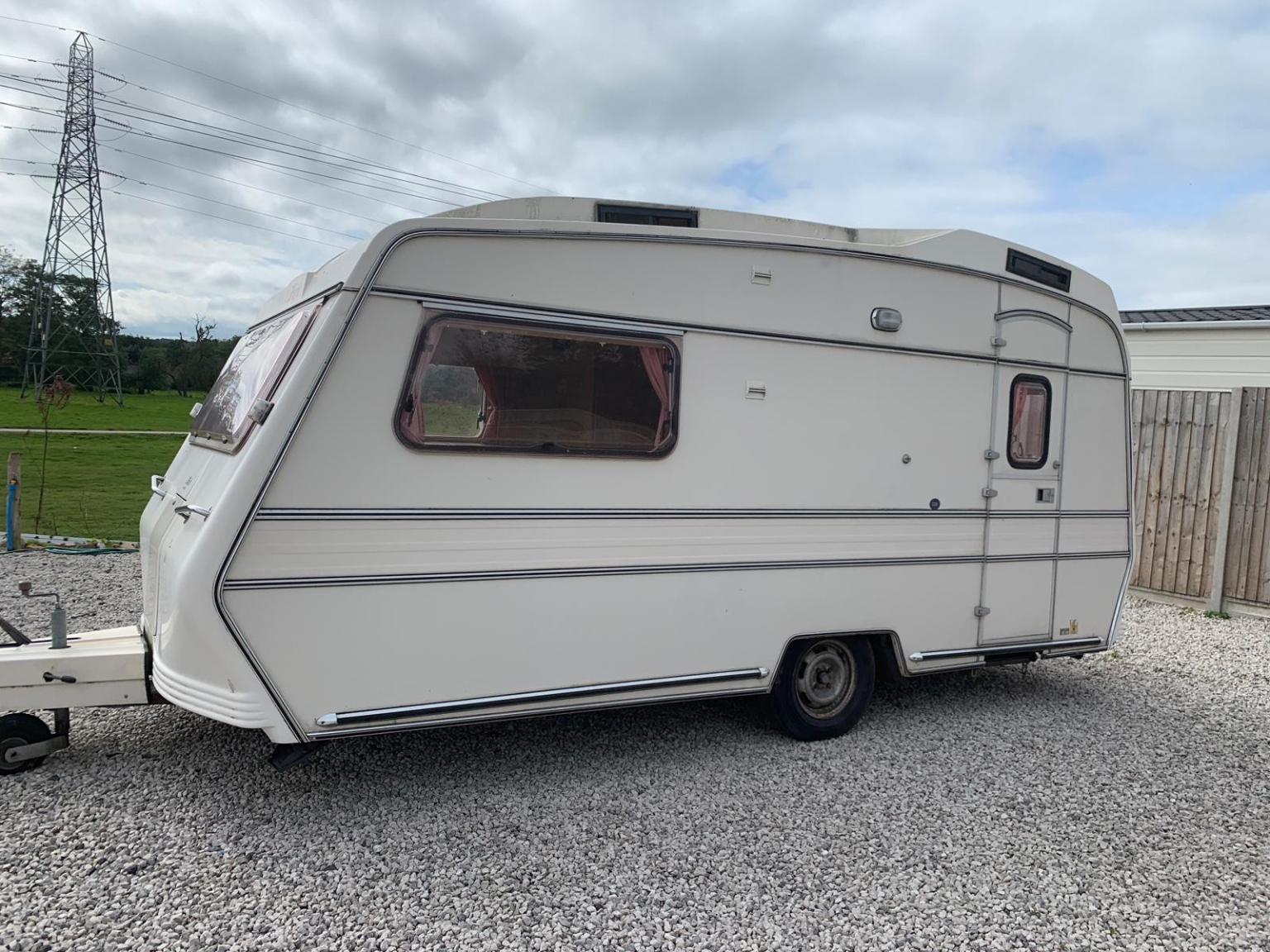 carlight caravan for sale in South Derbyshire for £1,000.00 for sale