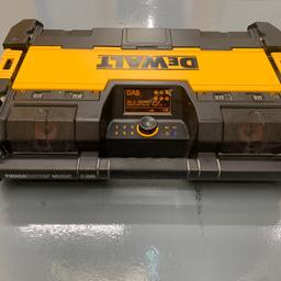 The rado is in Mint Condition Dewalt DWST1-75663-GB Tough system Radio 240 V with charger for 18V XR batery.

Please do not offer me silly offers,it will be immediateky cancel!
