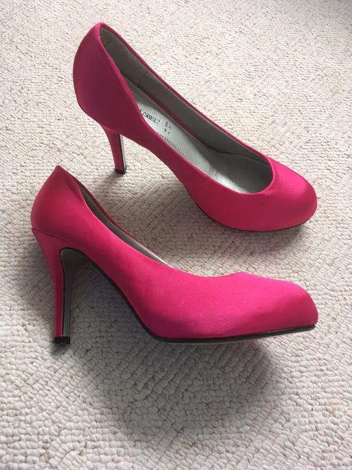 Buy & Sell West Midlands Dudley - Photos for Pink satin shoe size 4