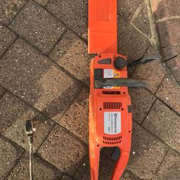 Here I have an electric chainsaw good working order but will need a new chain, comes with chain guard and safety cut off. Made by Husqvarna.
