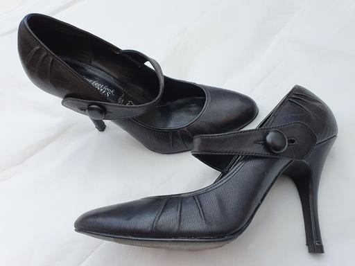 Buy & Sell West Midlands Birmingham - Photos for Womens Size 6 black heel shoes