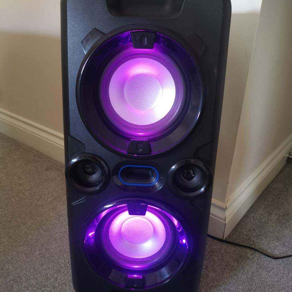 Goodmans mega hot sale bass speaker