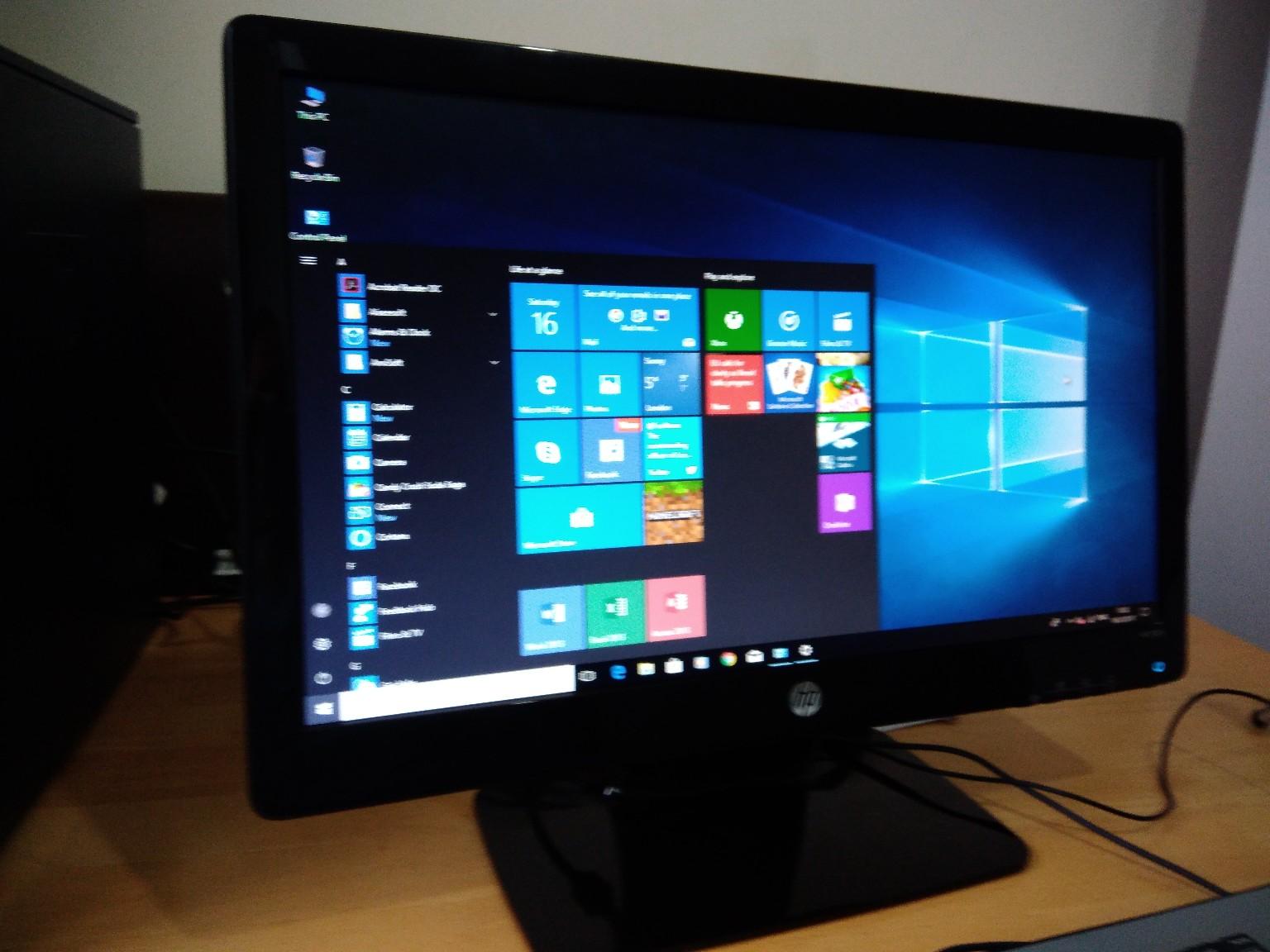 HP 2011X 20in LED-backlit LCD monitor Full HD in ST6 Tunstall for £65. ...