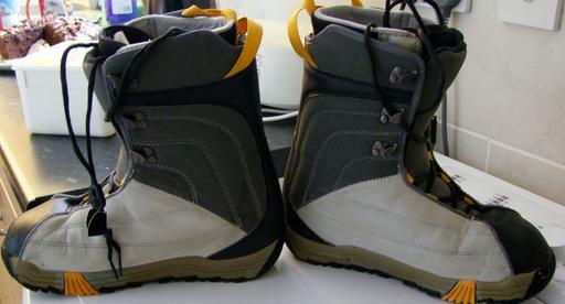 Buy & Sell Greater Manchester Bolton - Photos for Snowboard boots