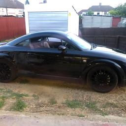 I years mot no advisory’s 
Black headlights 
Team dynamics motor sport 18 inch wheels 
Bose sound system 
Half leather heated seats
Quattro 4 wheel drive
Mapped to 220 bhp
225 exhaust system 
6 speed gearbox 
225 looks and performance with 180 insurance 
Everything works perfectly