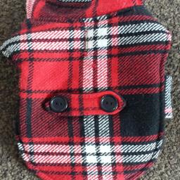 DOG COAT 
SIZE XXS
IM ALSO SELLING A SMALL DOG COAT ON HERE (SEE OTHER ITEMS)
ANY QUESTIONS PLEASE ASK 
COLLECT FROM MIDDLESBROUGH