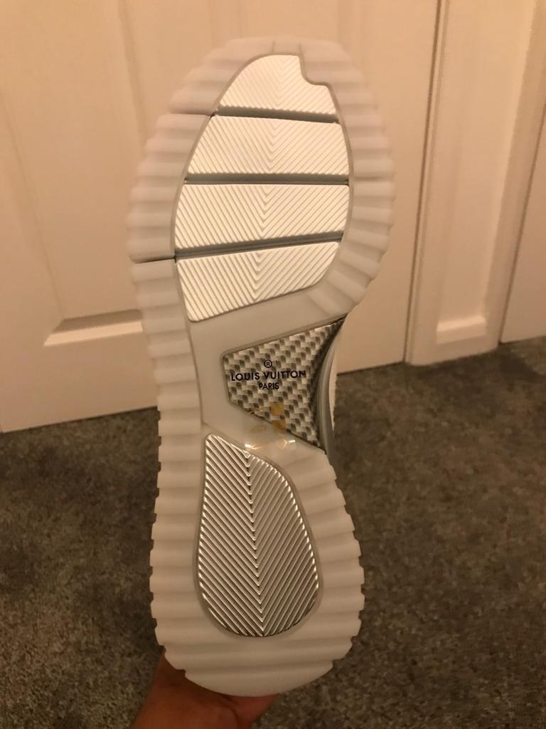 Louis Vuitton White VNR Knit Trainers – UK 7