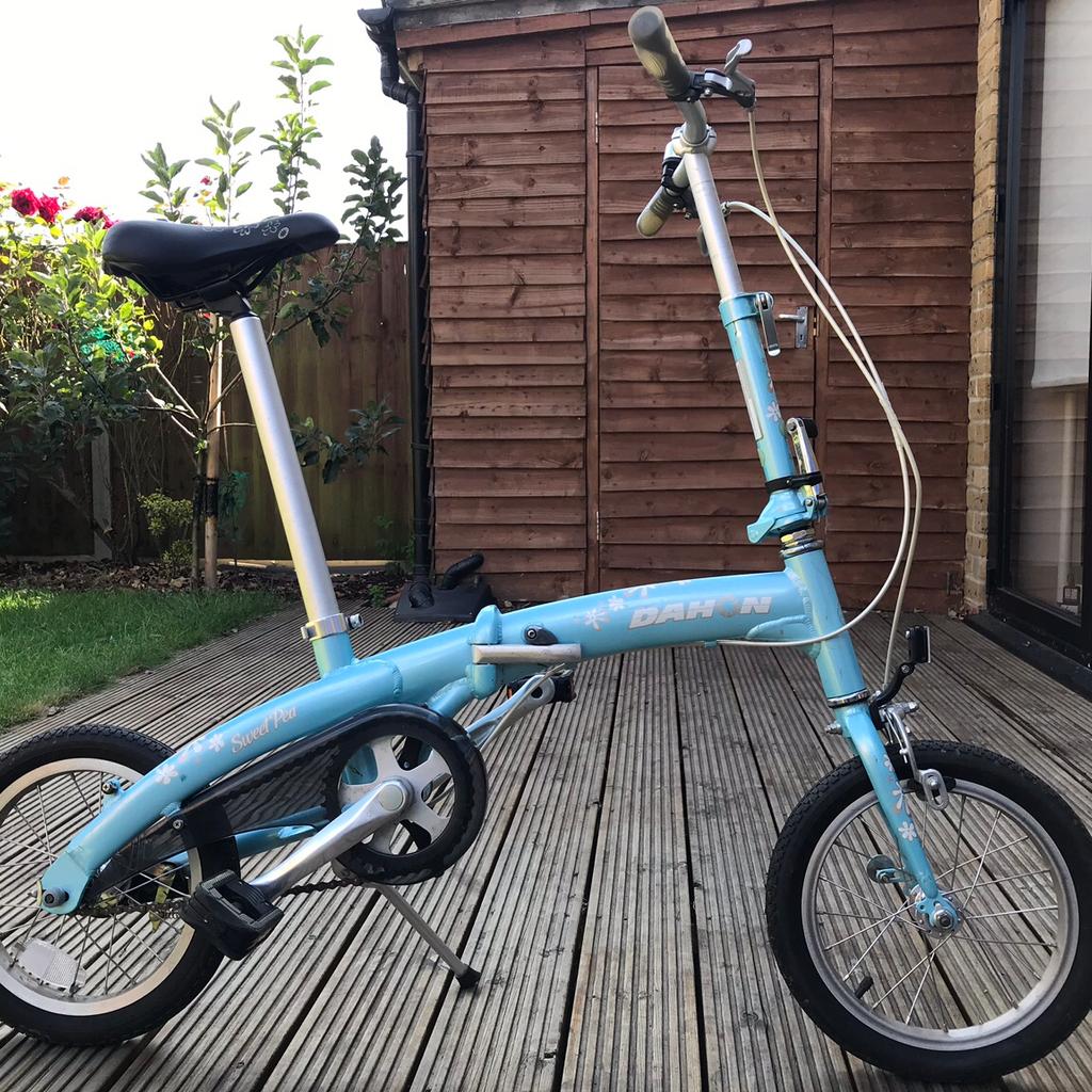 Dahon Ultra Compact Folding Bike Sweet Pea in E11 London für £ 135,00 ...