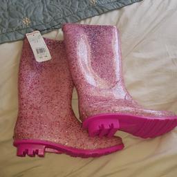 brand new Tesco wellies size 3
COLLECTION ONLY
