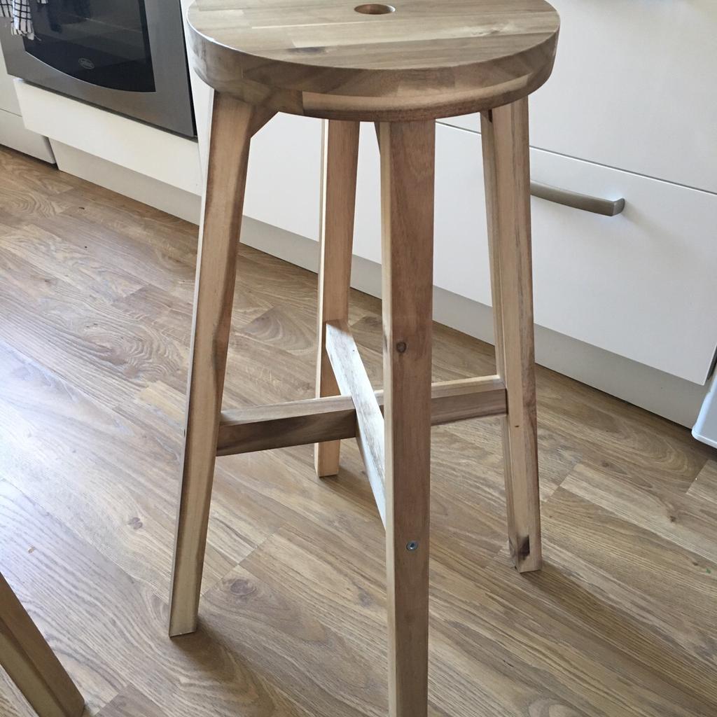 Ikea skogsta bar deals stool