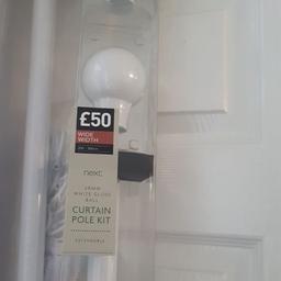 i have 2 available curtain poles brand new
from next
15.00 each