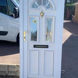 Used upvc front door 
Needs new letter box 

Width 860mm
Height 2040mm
Depth 70mm 
One key