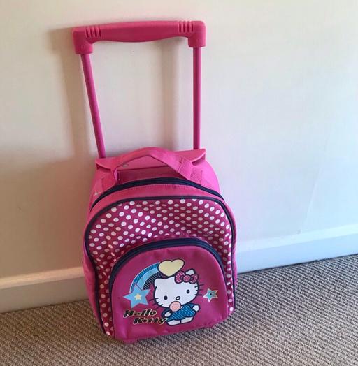 Buy & Sell Essex Thurrock - Essex - Photos for Child’s Hello Kitty Trolley Bag