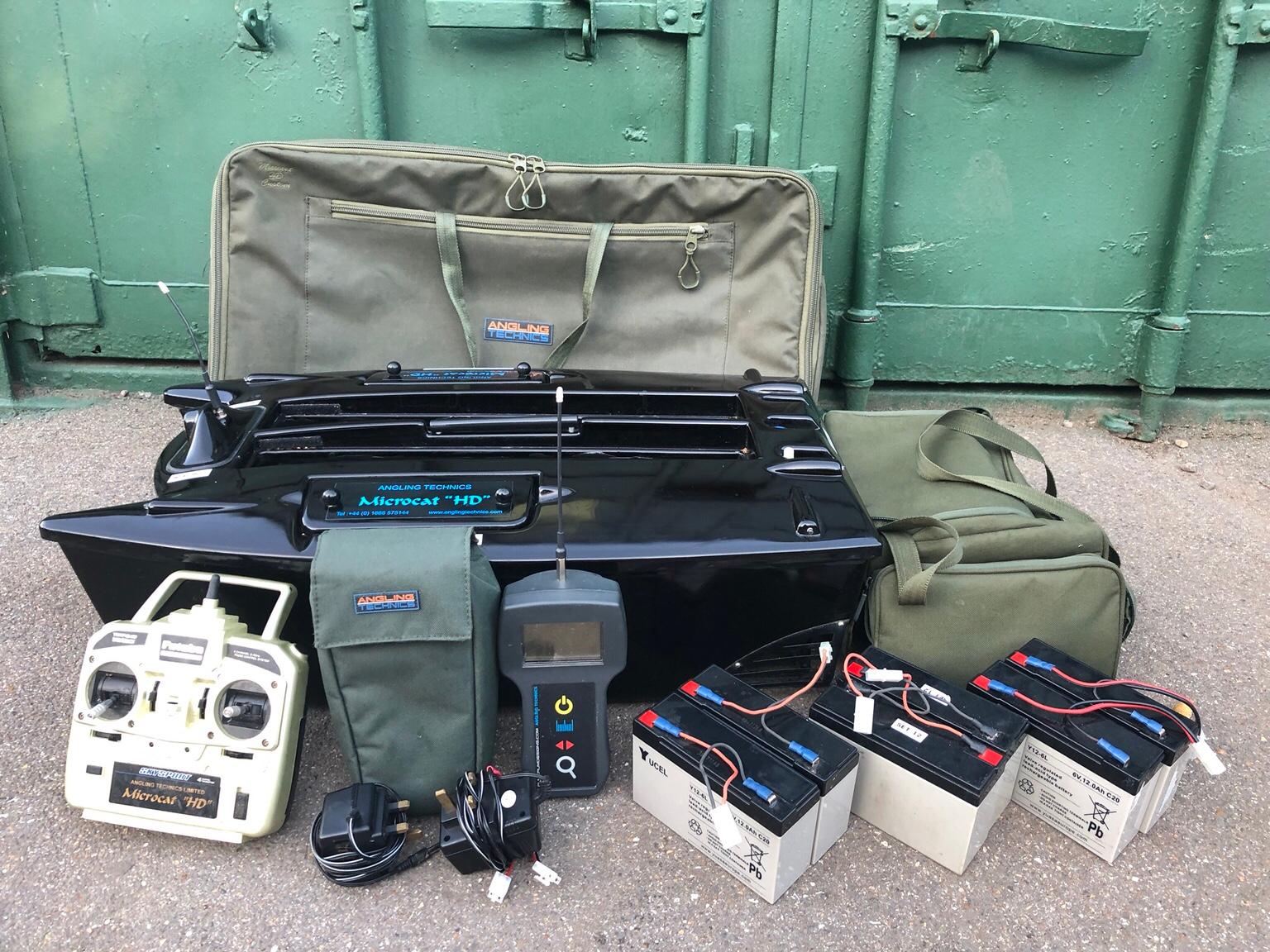 Angling Technics procat bait boat fishing in DA5 London for £300.00 for ...