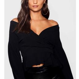 Boohoo off the shoulder top size 14 brands new