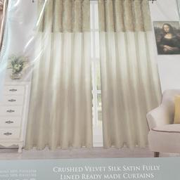 crushed velvet silk satin fully lined curtains...champagne in colour..46ins width 72 ins drop..never used as ordered wrong size..cost price £17 .asking £5 for a quick sale...cash and collection only.