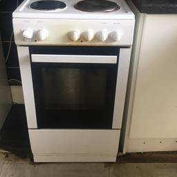 Excellent condition house move forces sale unfortunately need a gas cooker for new house