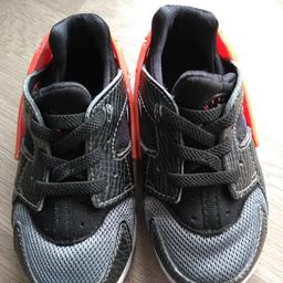 Toddler boys Nike trainers
Size 6.5
Black and orange
Worn but still in good condition
Collection only Maidstone