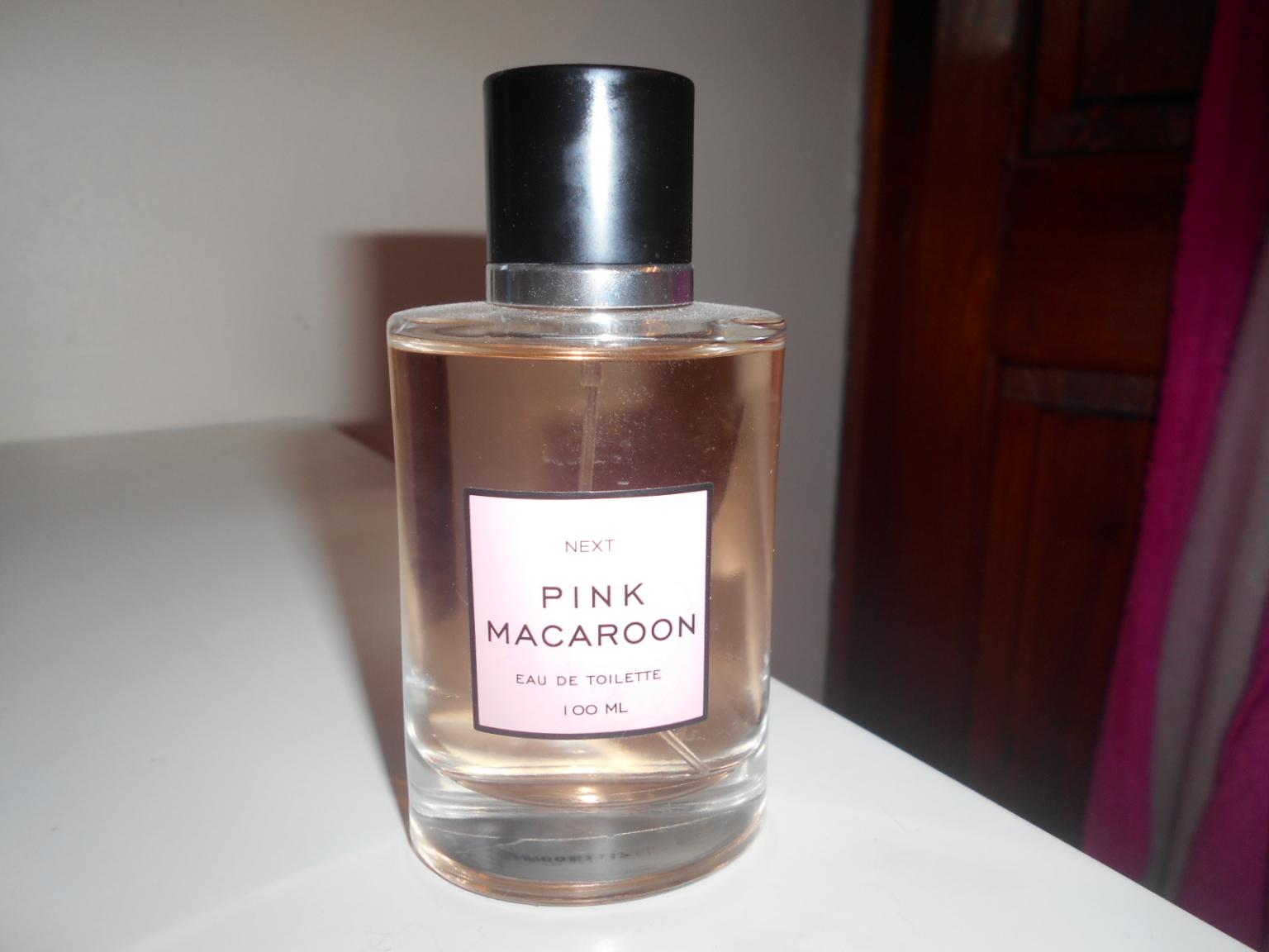 Pink discount macaroon perfume