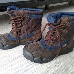 goretex primigi size 13 shoes..new..